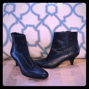 Black kitten heel booties! Super comfy!